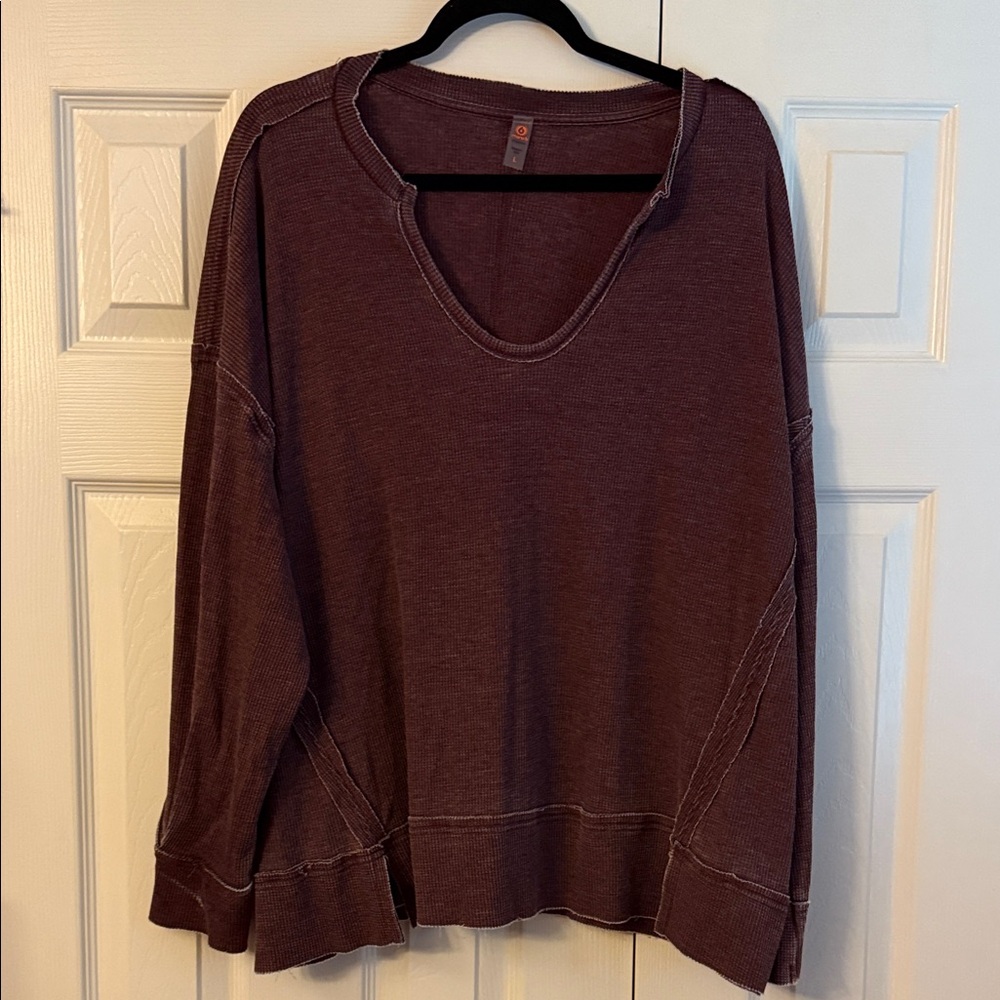 NWT Mono B top